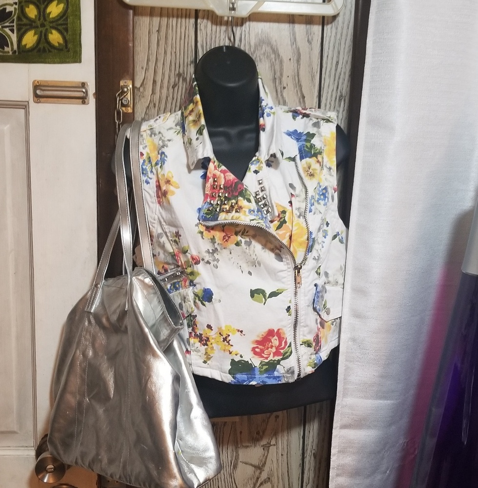 NWOT Biker 🏝 Asymmetrical Flower Power Punk Top